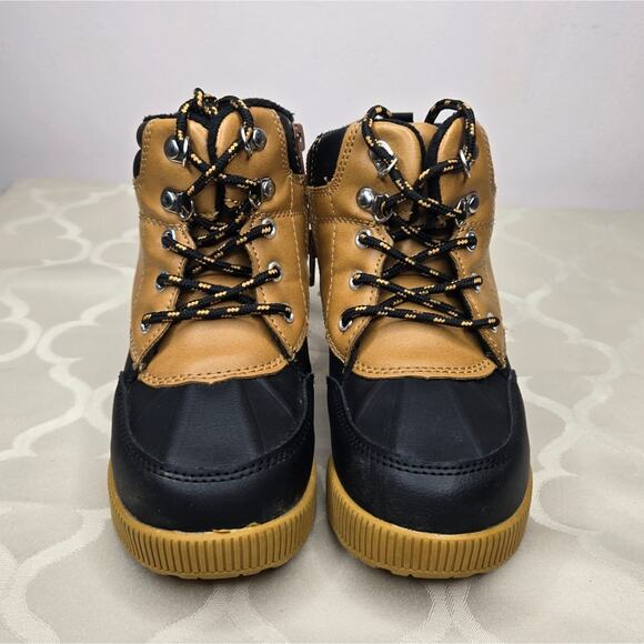 WONDER NATION Kids Boots with Laces and Side Zip in Black & Tan Size 11 - Picture 2 of 9